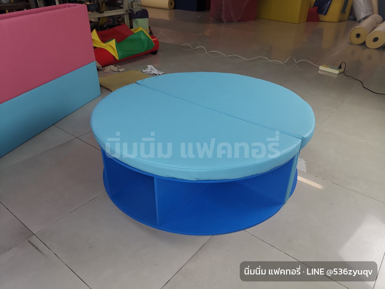 เฟอร์นิเจอร์: ที่นั่งทรงกลม มีช่องเก็บของ